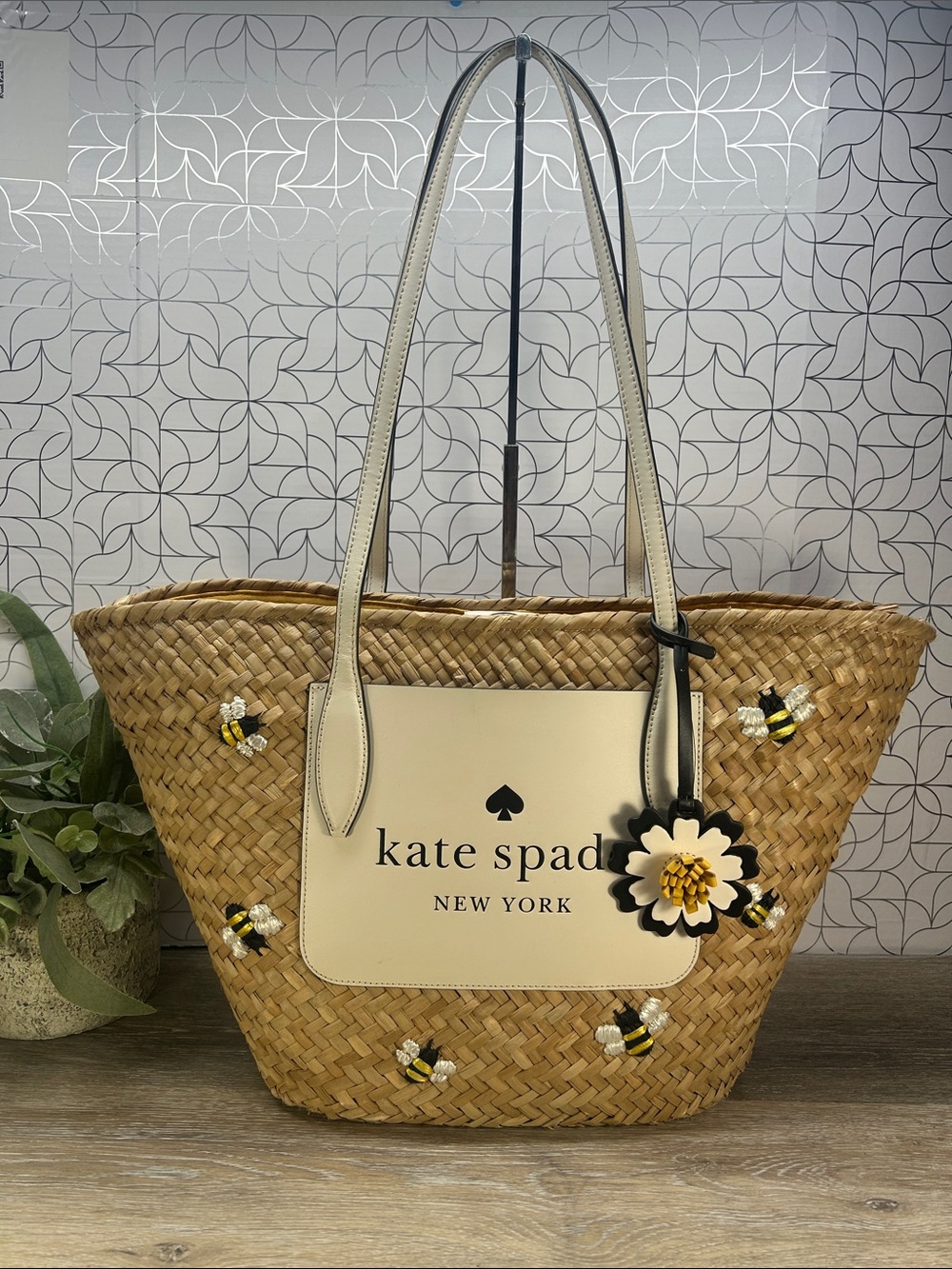 3607 Kate Spade Honey Bee Straw Tote Bag 883607